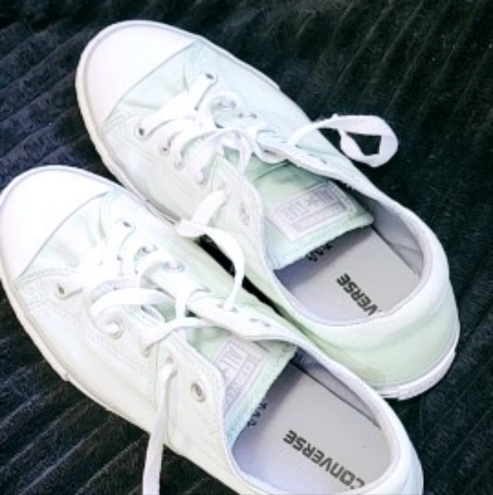Madison Converse Seafoam Green Women's Size 5